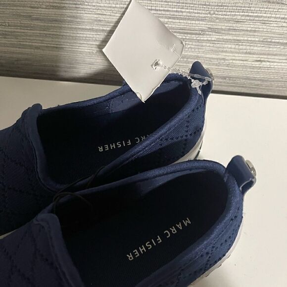 Marc Fisher | slip on sneakers - Picture 4 of 5